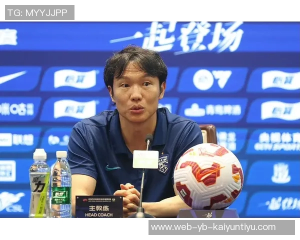 祝福武汉三镇队代理主教练邓卓翔生日快乐愿他带领球队再创辉煌