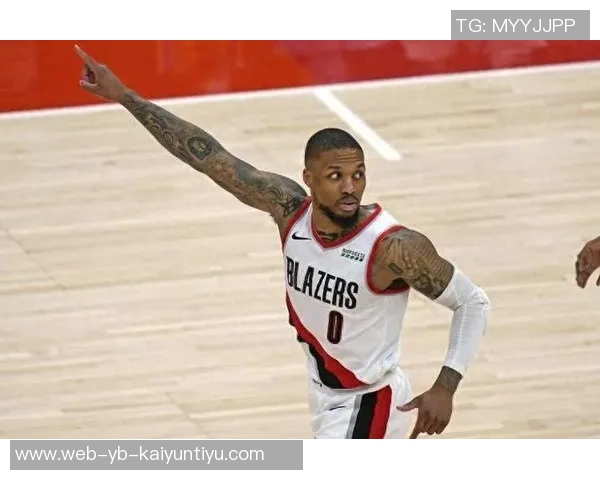 利拉德兼任球员与主帅开拓者新模式引发球迷热议现代篮球的未来方向 利拉德兼任球员与主帅开拓者新模式引发球迷热议现代篮球的未来方向