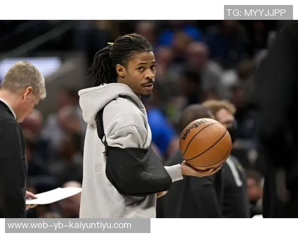 福克斯关键时刻统治全场巴恩斯创赛季新高展现无莫熊实力 福克斯关键时刻统治全场巴恩斯创赛季新高展现无莫熊实力