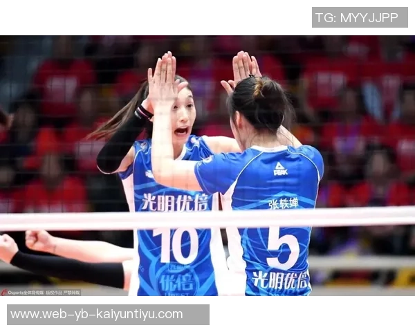 布朗谈球队信念：学习与成长助力球员提升表现