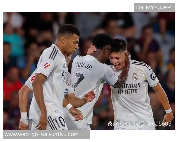 普斯卡什逝世19周年皇马官网致敬队史传奇射手