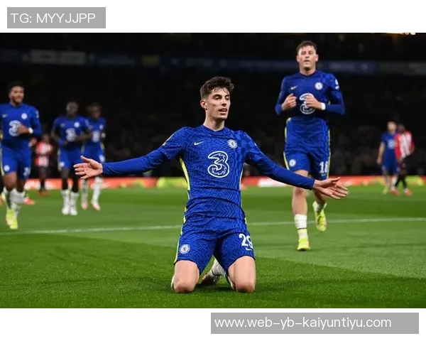 夸张界外球助攻水晶宫小禁区凯帕失误险送大礼